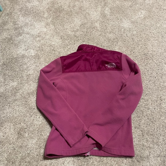 Girls North Face Jacket - Picture 3 of 3